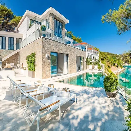 Villa Maslina - Luxury Retreat In Sculci, 5 Bdr With Pool - For B00K,Please Checkk The Pics! *